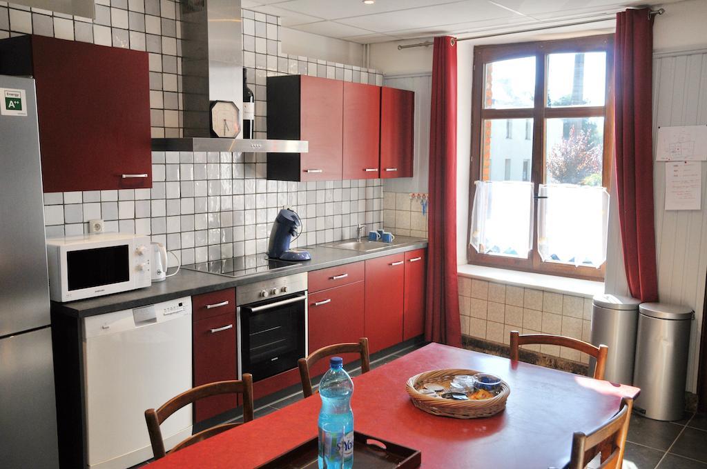Gite Stone Lodge Bourcy Habitación foto