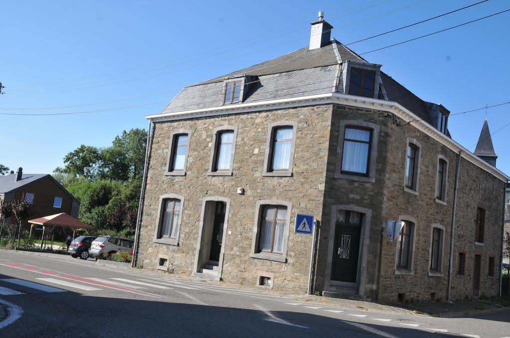Gite Stone Lodge Bourcy Exterior foto